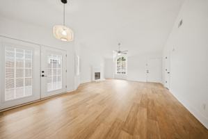 featured image of 1560 Cinnamon Bear Cir