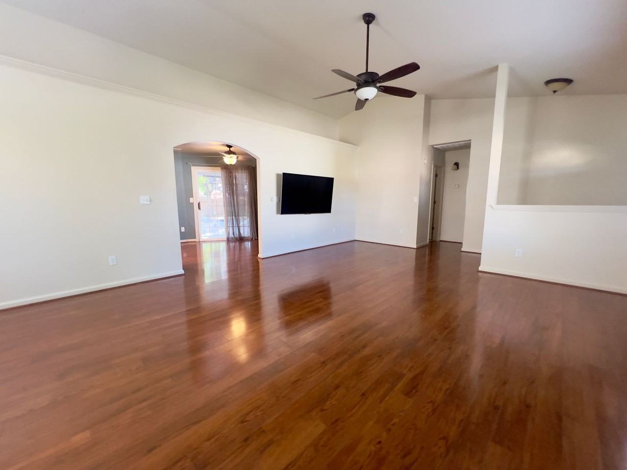 372 Bountiful Path - Photo 4 of 6