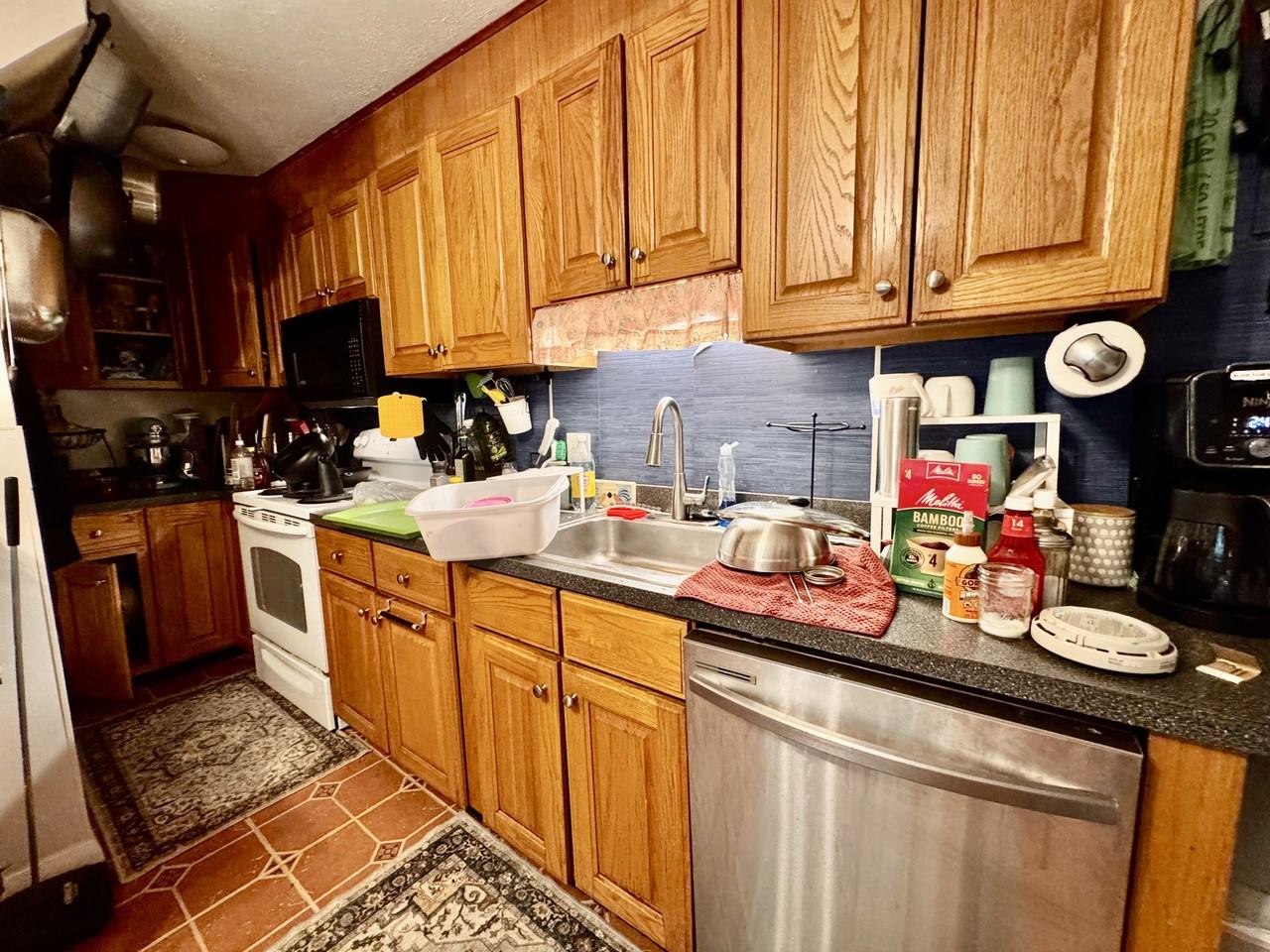 89 Burget Ave #2 - Photo 7 of 27