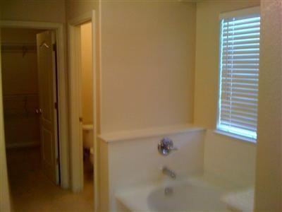 3096 Scarlet Oak Dr #NA - Photo 6 of 18