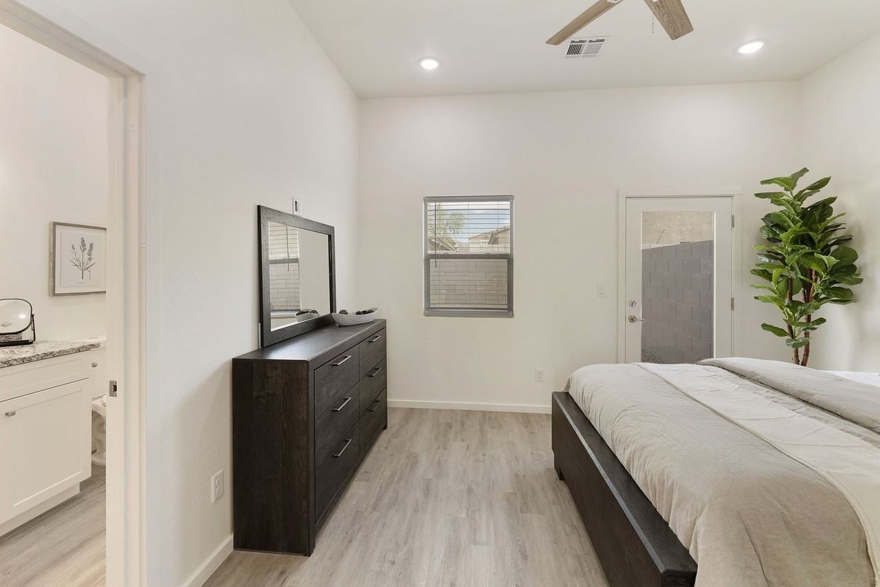 Villas on Superstition - Photo 5 of 13