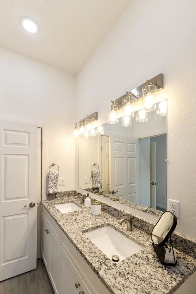 Villas on Superstition - Photo 6 of 13
