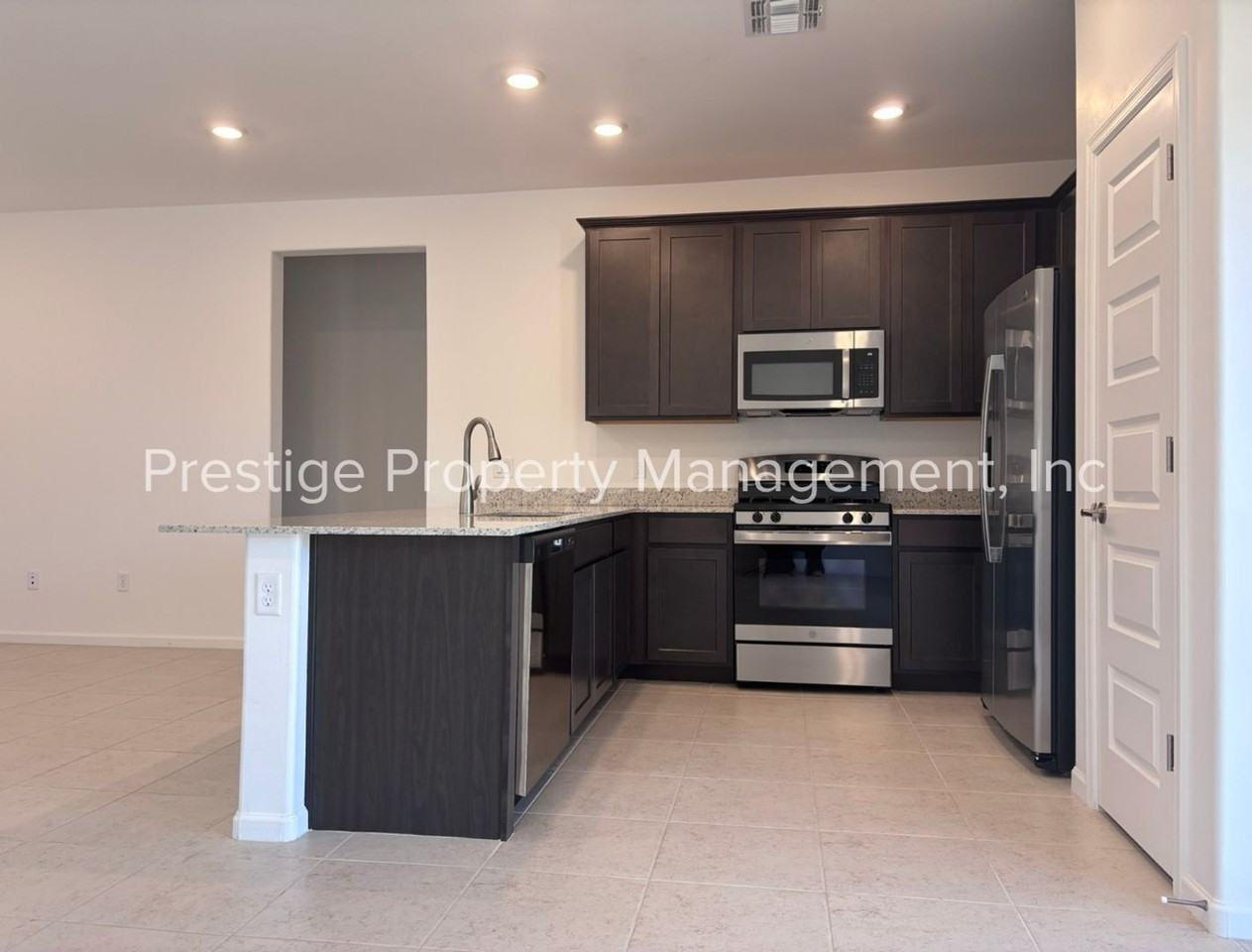 7102 W Star Garden Way - Photo 3 of 29