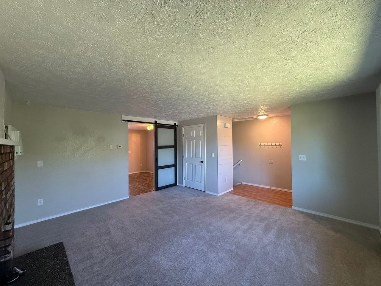 1004 E Joseph Ave - Photo 3 of 15