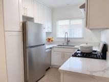 MOVE-IN READY 2-Bedroom at 14315 Chandler Blvd Sherman Oaks, CA 91401 - Photo 1 of 1