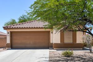 featured image of 1006 S Clancy Cir