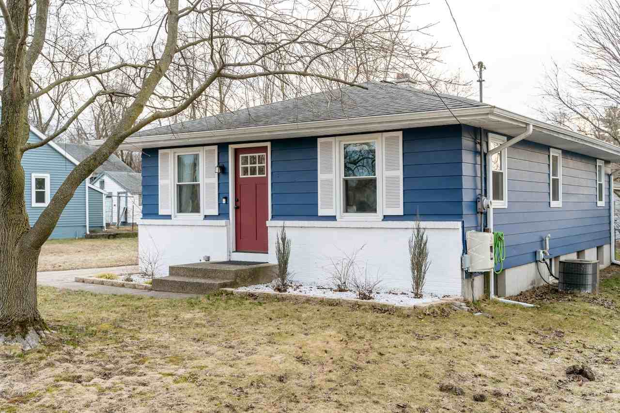 1649 Hanchett Ave Nw #NA - Photo 3 of 24