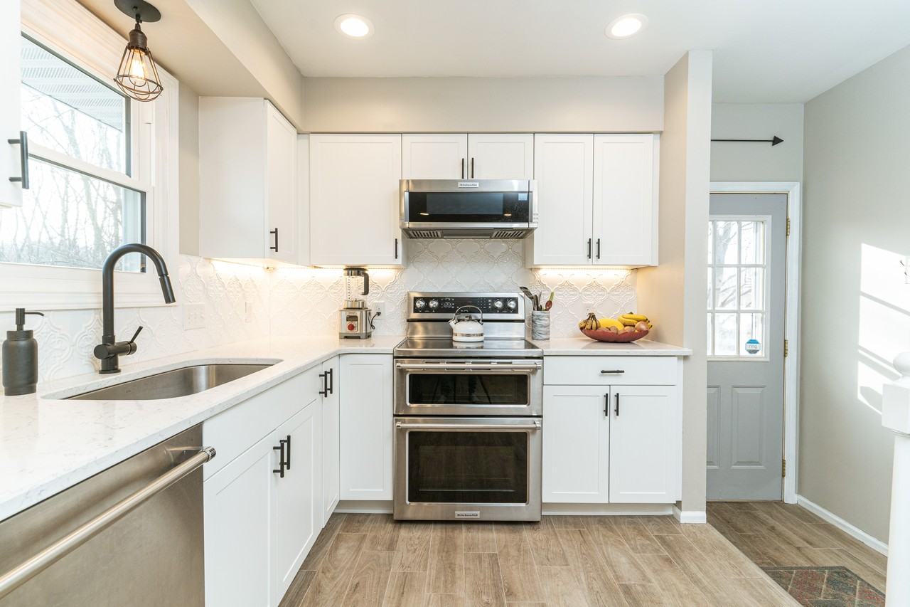 1649 Hanchett Ave Nw #NA - Photo 4 of 24