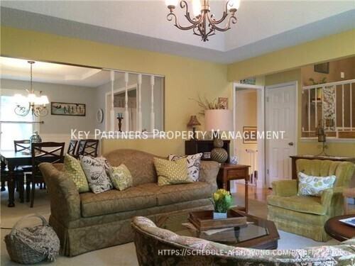 2147 E 152nd St - Photo 5 of 19