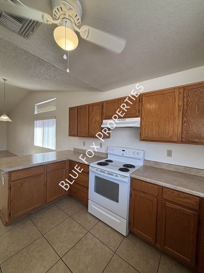 3472 W Sky Ridge Loop - Photo 3 of 25