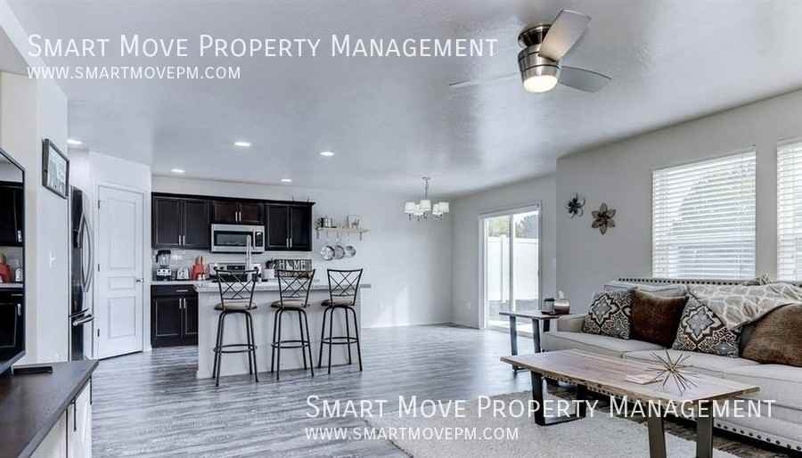 5444 S Pepperridge Way - Photo 7 of 31