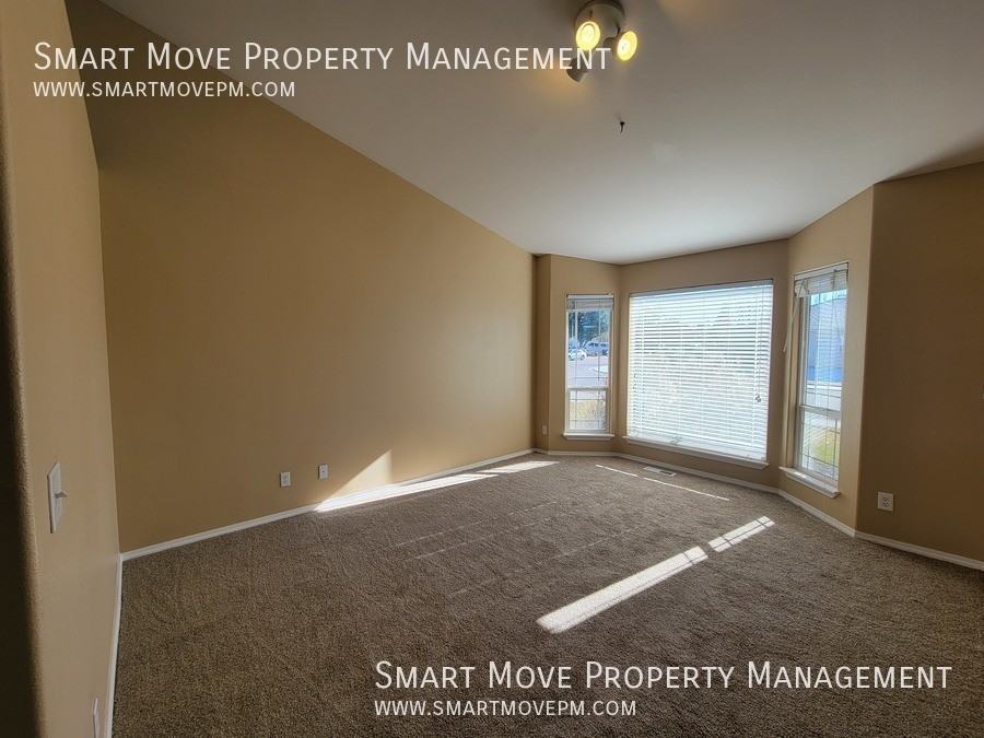 4078 W Campfire St - Photo 5 of 35