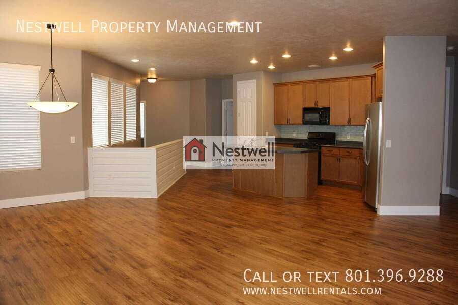 4677 W Firmont Dr - Photo 6 of 36