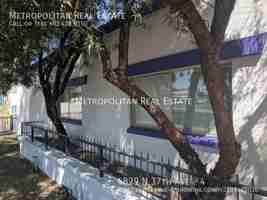 featured image of 4829 N 37th Ave #4