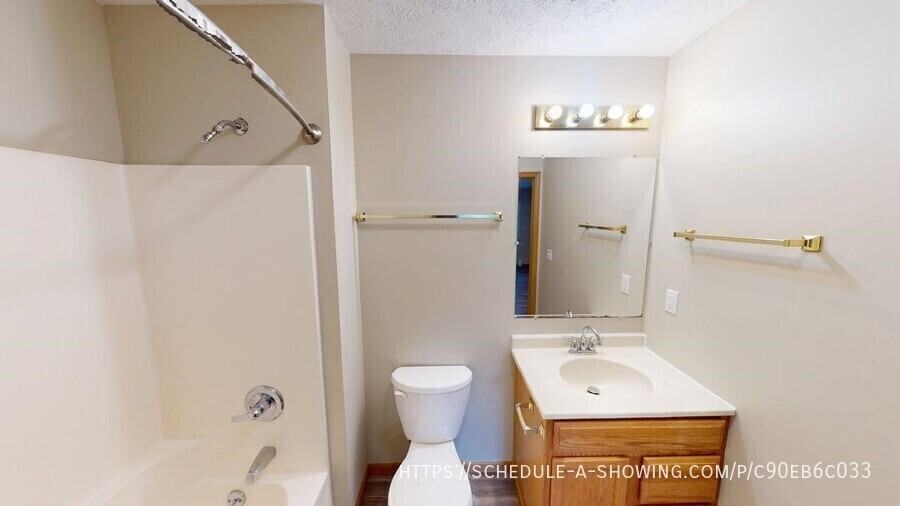 1007 W Ridge St #8 - Photo 6 of 14