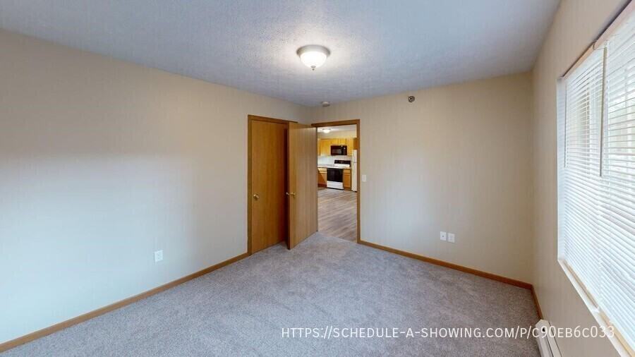 1007 W Ridge St #8 - Photo 7 of 14