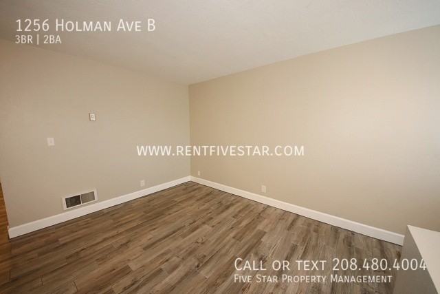 1256 Holman Ave - Photo 3 of 14