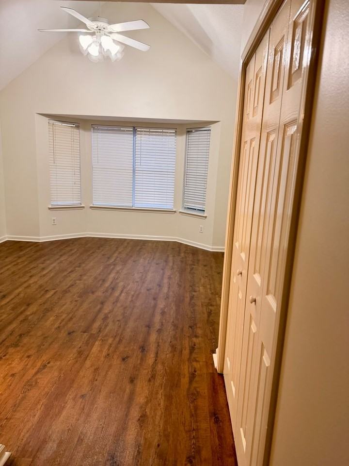 8617 Inverness Dr - Photo 5 of 8