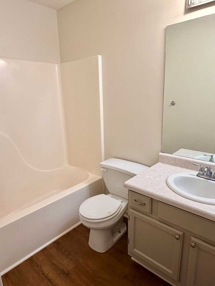 8617 Inverness Dr - Photo 6 of 8