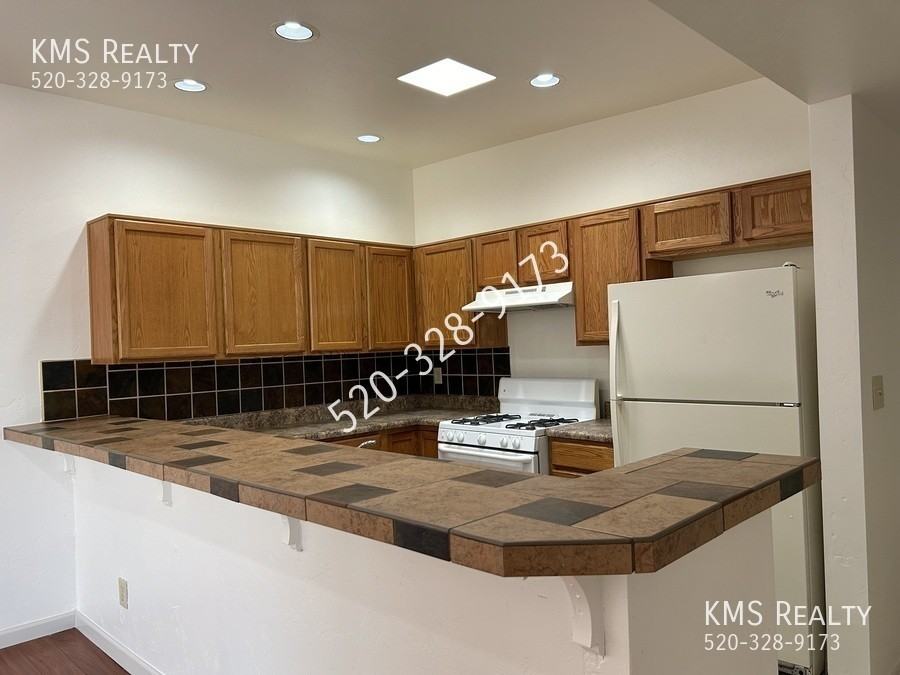 781 N Anita Ave #781 - Photo 4 of 24