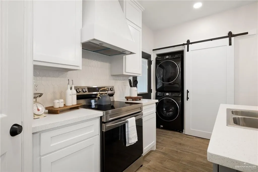 Sandpiper Ave #2 - Photo 6 of 13
