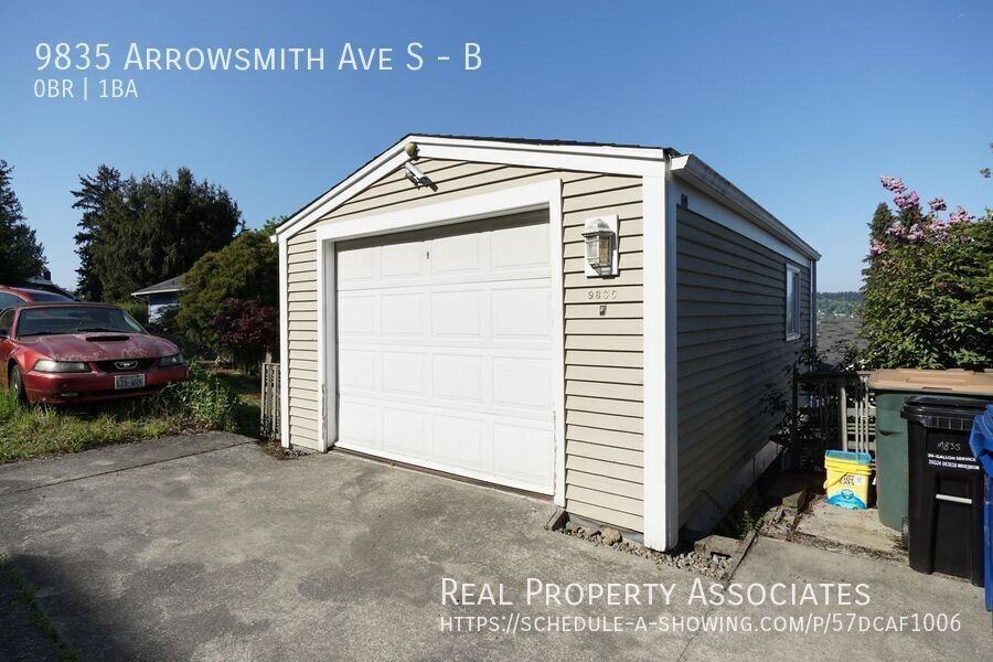 9835 Arrowsmith Ave S #B - Photo 7 of 8
