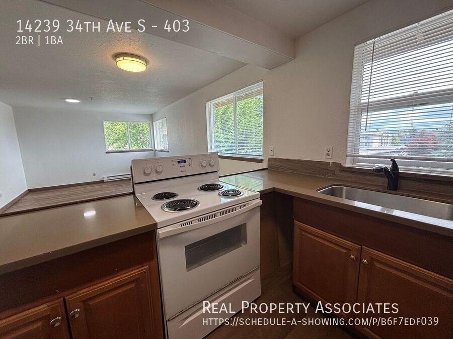 14239 34th Ave S #403 - Photo 3 of 15