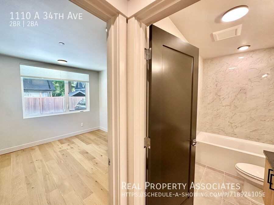 1110 34th Ave - Photo 3 of 26