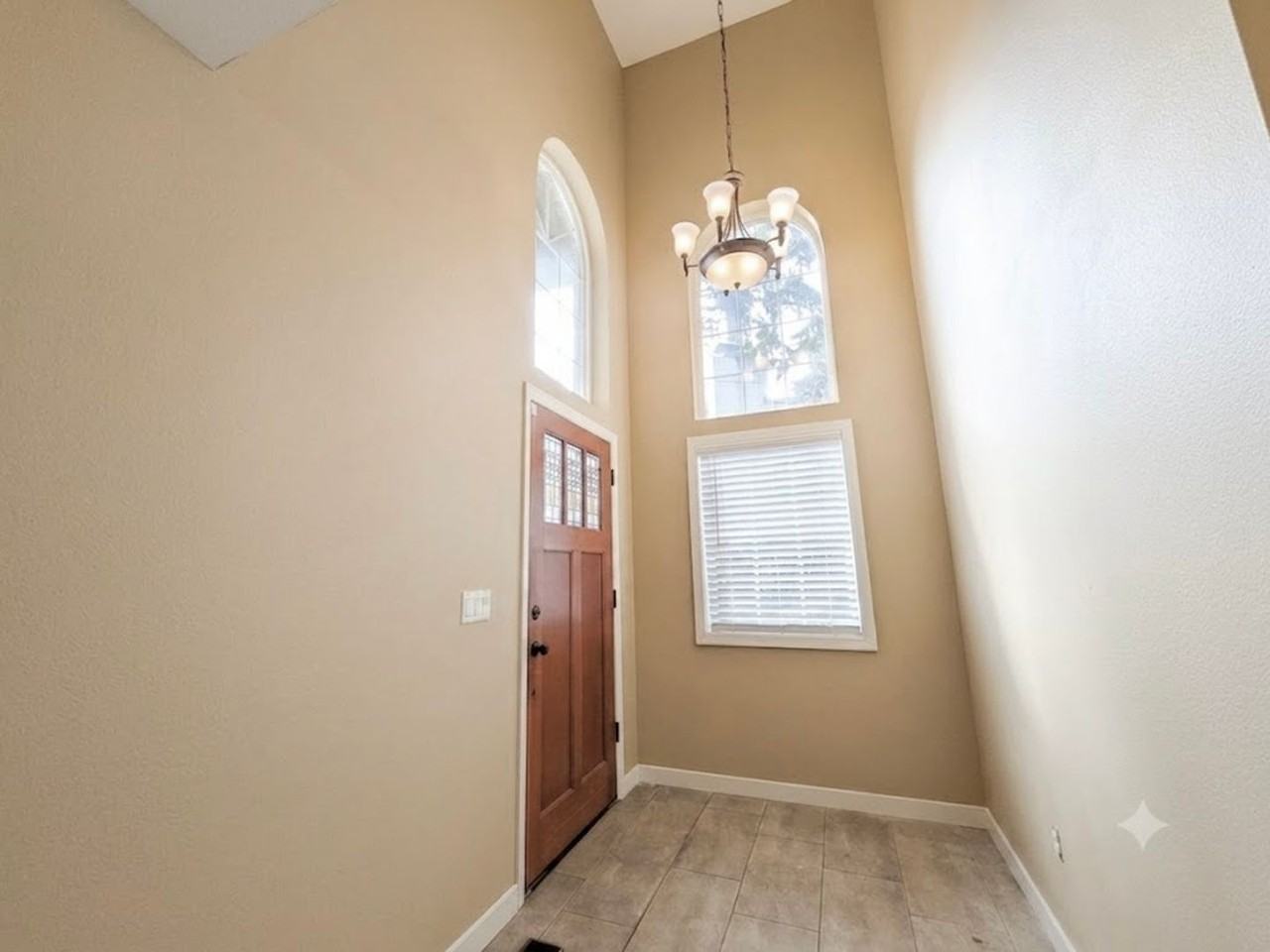 17147 Warren Ct - Photo 3 of 44