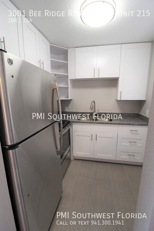 3001 Bee Ridge Rd Apt 215 #215 - Photo 2 of 17