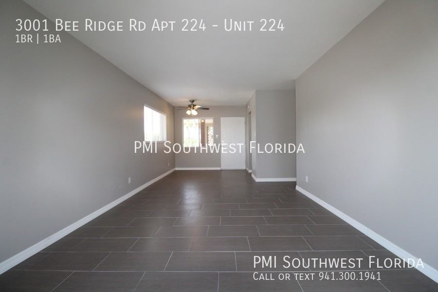 3001 Bee Ridge Rd Apt 224 #224 - Photo 6 of 23