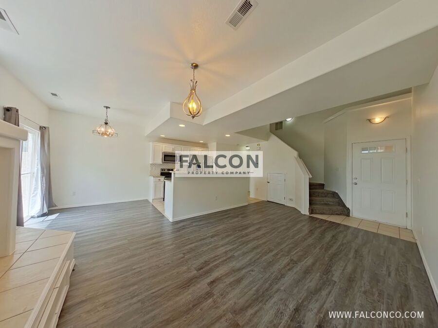 3851 Josephine Hts - Photo 4 of 22
