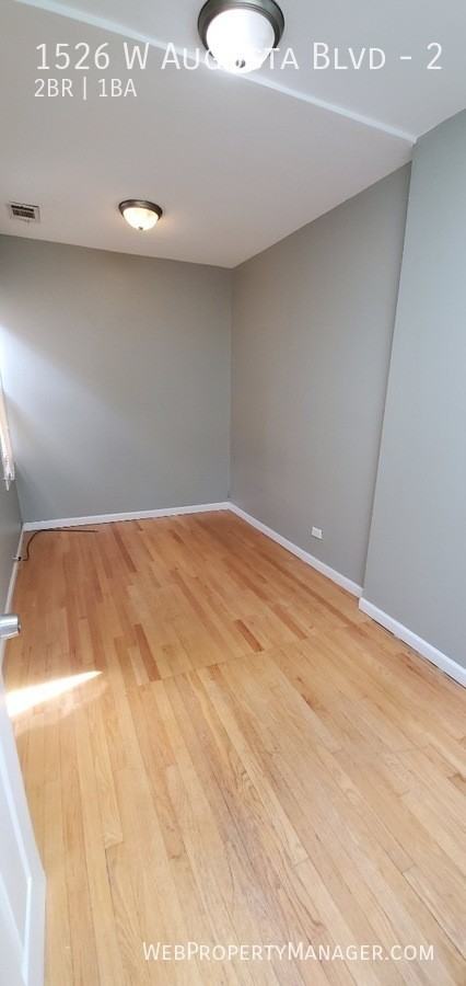 1526 W Augusta Blvd #2 - Photo 6 of 11