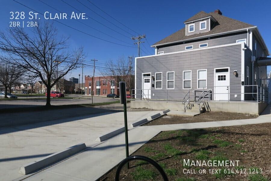 328 Saint Clair Ave - Photo 4 of 32