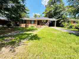 featured image of 1665 Bywood Dr