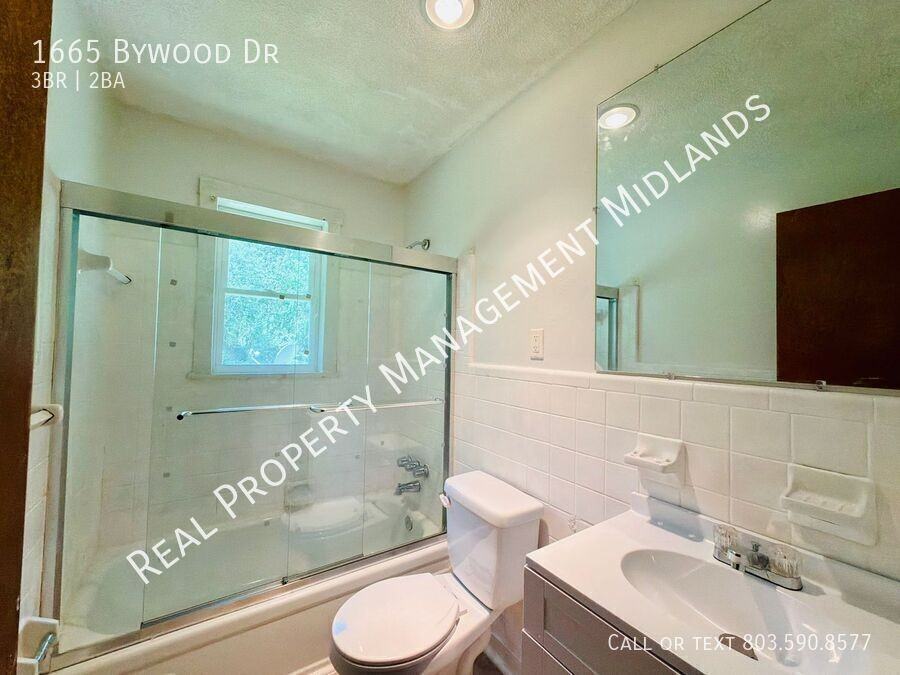 1665 Bywood Dr - Photo 6 of 12