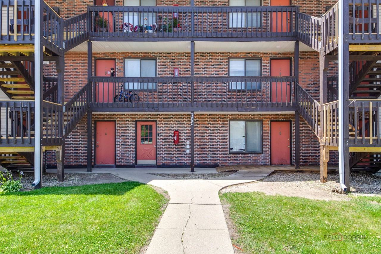 Hawthorne Glen Apartments - Photo 5 of 25