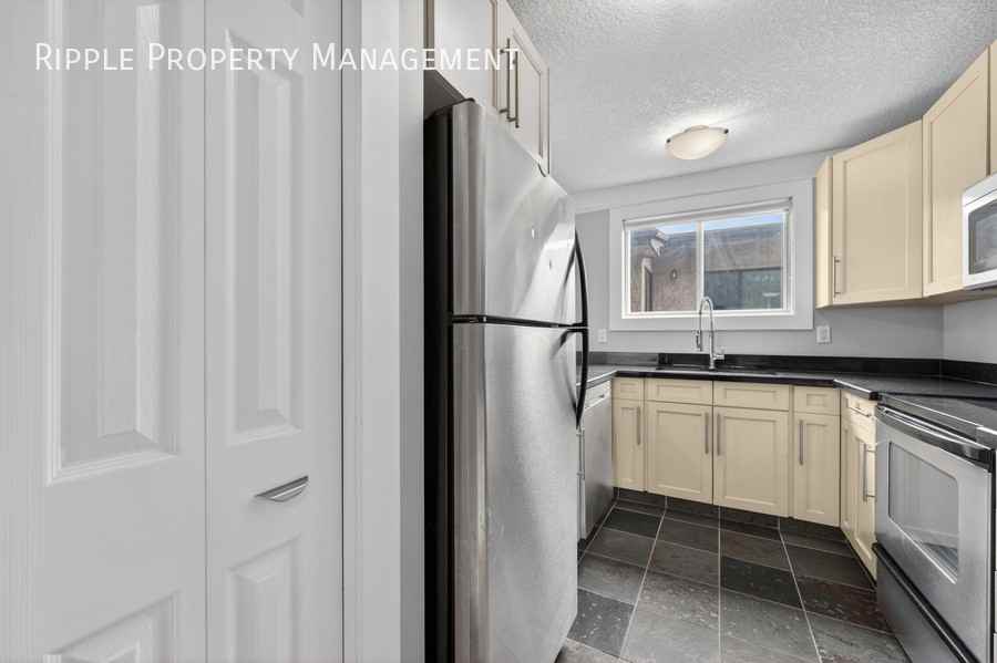 644 Meredith Rd Ne Unit 203 #203 - Photo 6 of 24