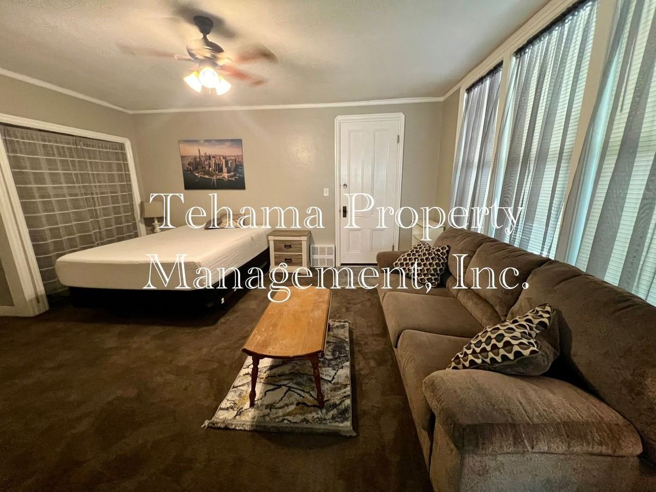 1051 Washington Street - Photo 4 of 10
