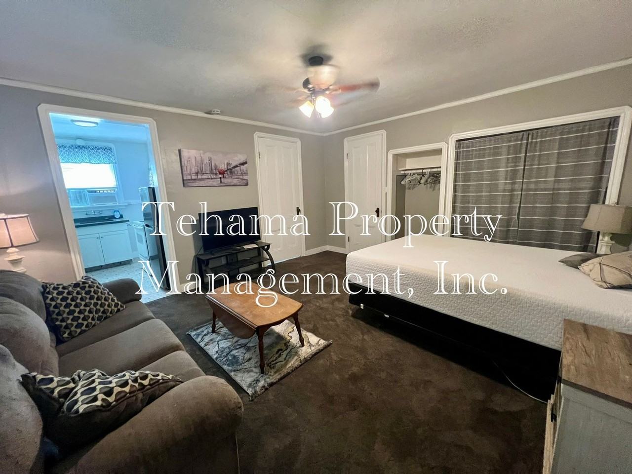 1051 Washington Street - Photo 6 of 10
