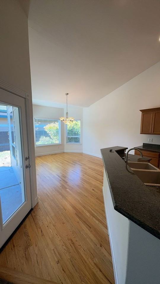 108 Sandridge Way - Photo 7 of 31