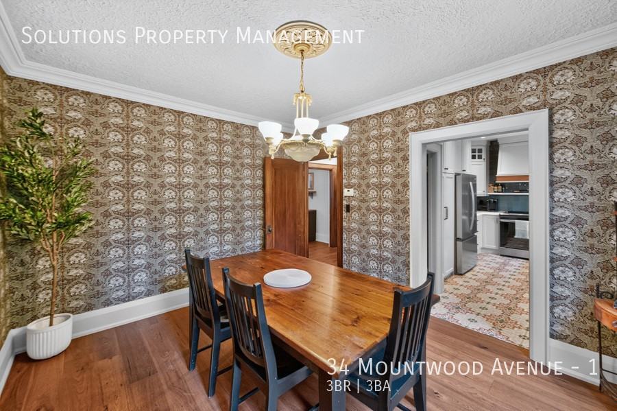 34 Mountwood Ave #1 - Photo 6 of 29