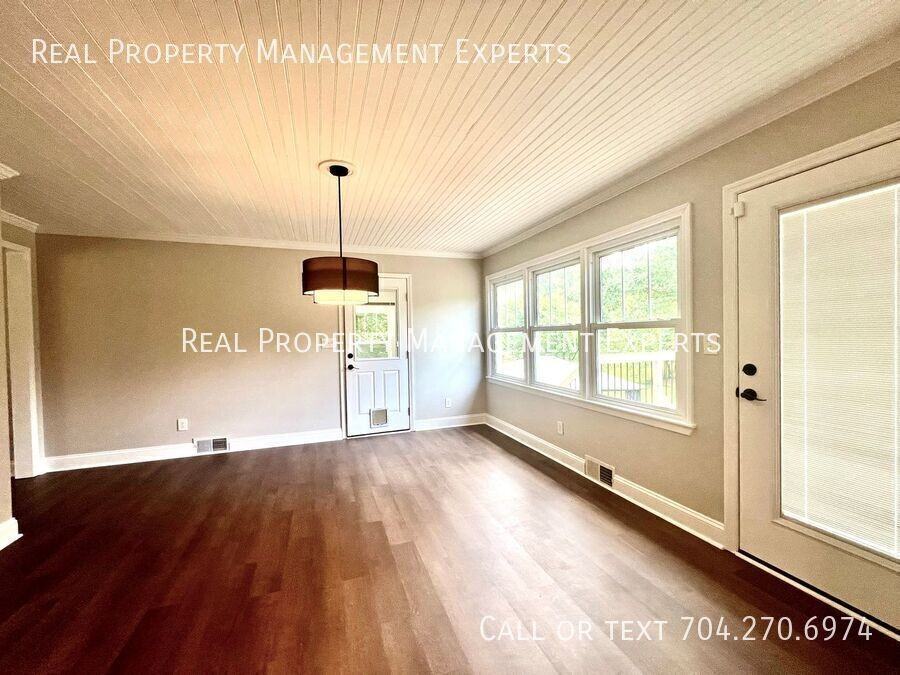 310 Walnut Ave - Photo 4 of 14