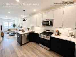 featured image of 2122 N Marshall St #1