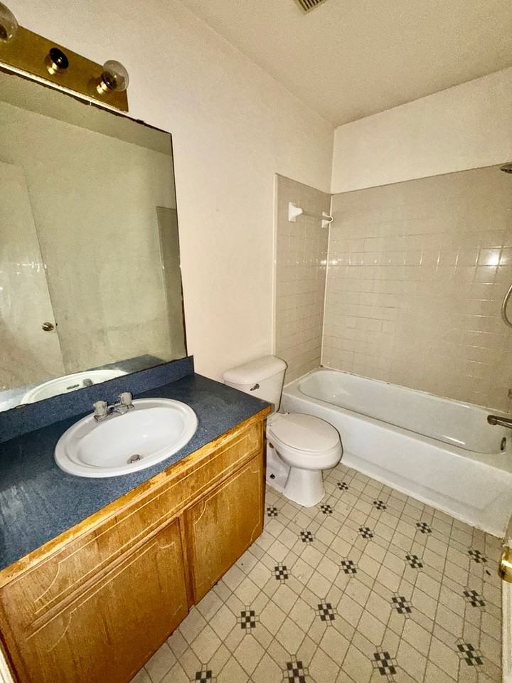 4302 Alan Kent Dr. - Photo 2 of 28