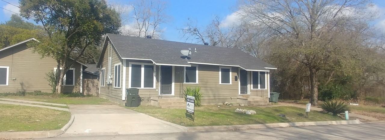 502B Homestead St - Photo 2 of 2