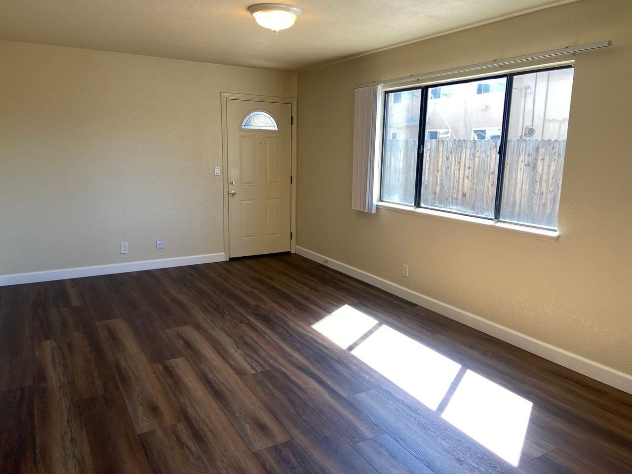 250 Ivy St #A - Photo 2 of 8
