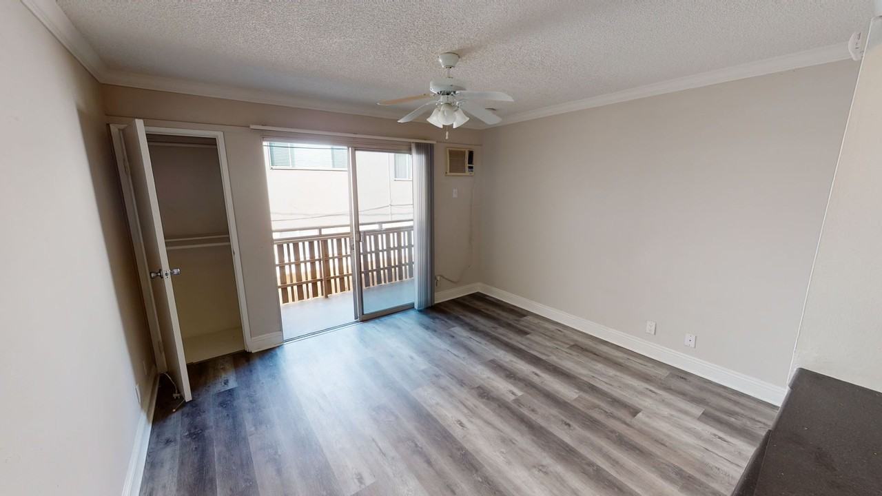 Chii Sai Apts...Gorgeous Apartment...Prime Westside Location...CALL NOW! - Photo 6 of 6