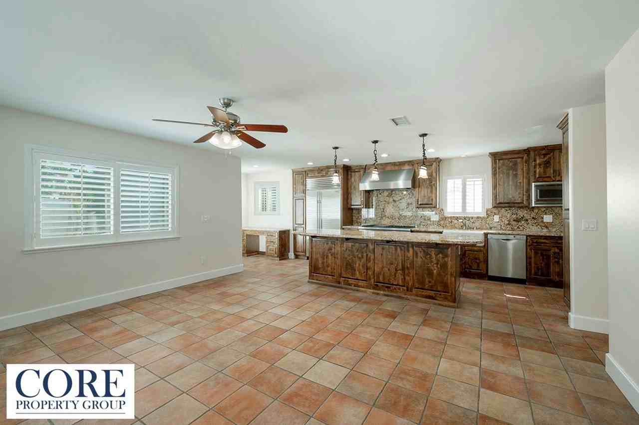 308 Palm Ave - Photo 5 of 33