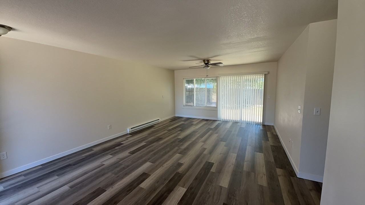 3322 Tierra Dr Ne - Photo 2 of 21